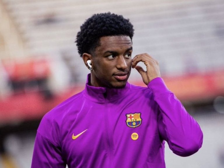 فليك يطلب من بالدي الرحيل عن برشلونة